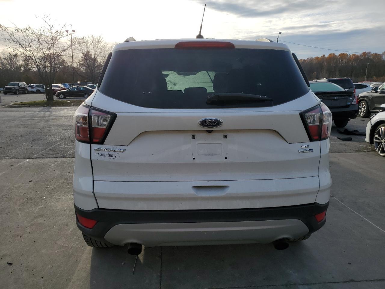 2018 Ford Escape Se - Фото 6