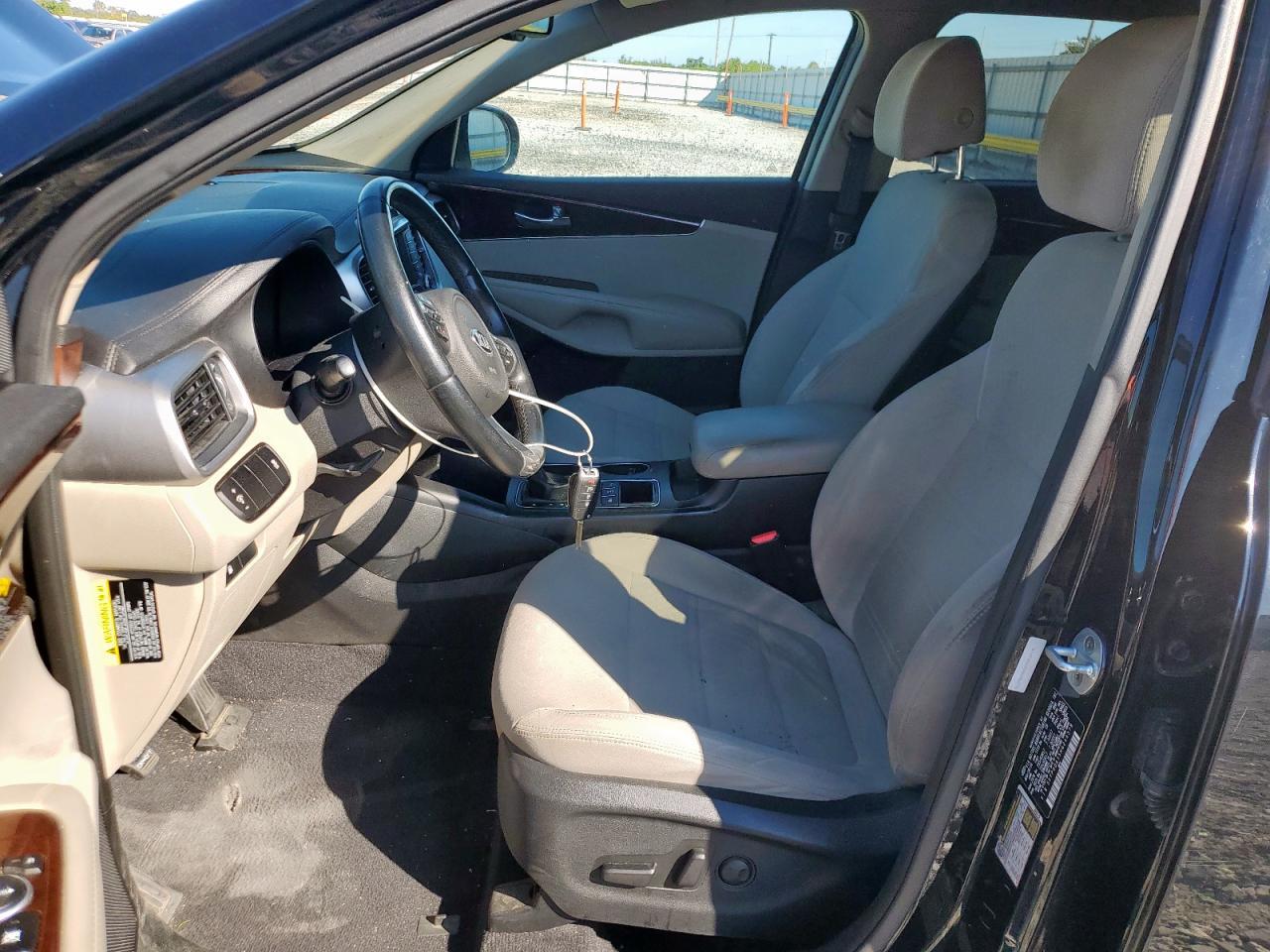 2017 Kia Sorento Lx - Фото 7