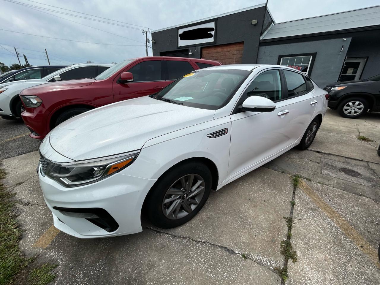 2019 Kia Optima Lx - Image 2