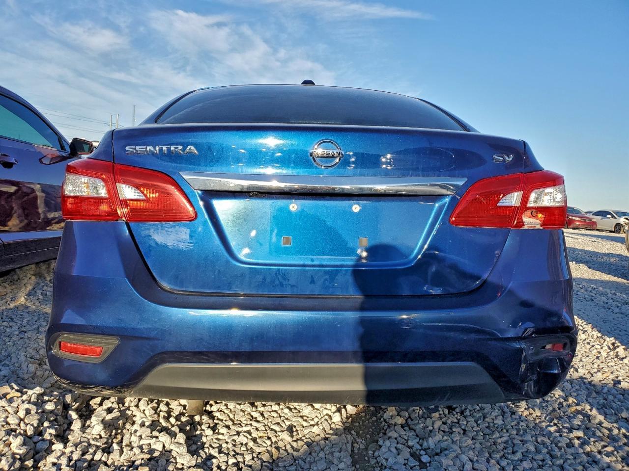 2019 Nissan Sentra S - Фото 6