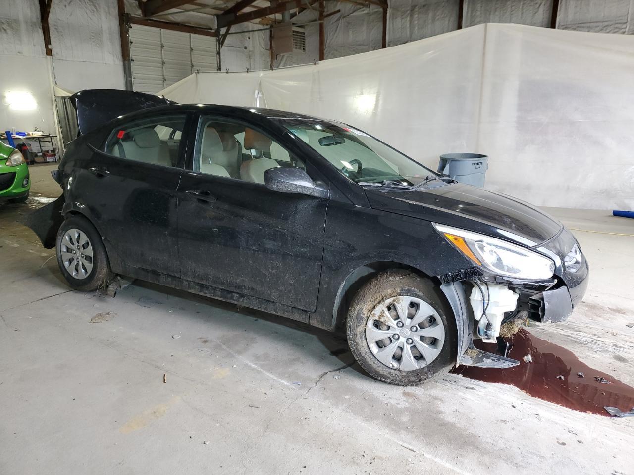 2017 Hyundai Accent Se - Фото 4