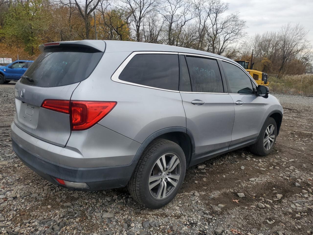 2016 Honda Pilot Exl - Image 3