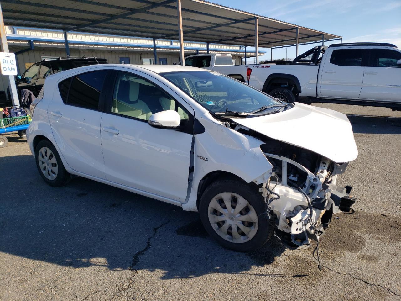 2012 Toyota Prius C One - Фото 4