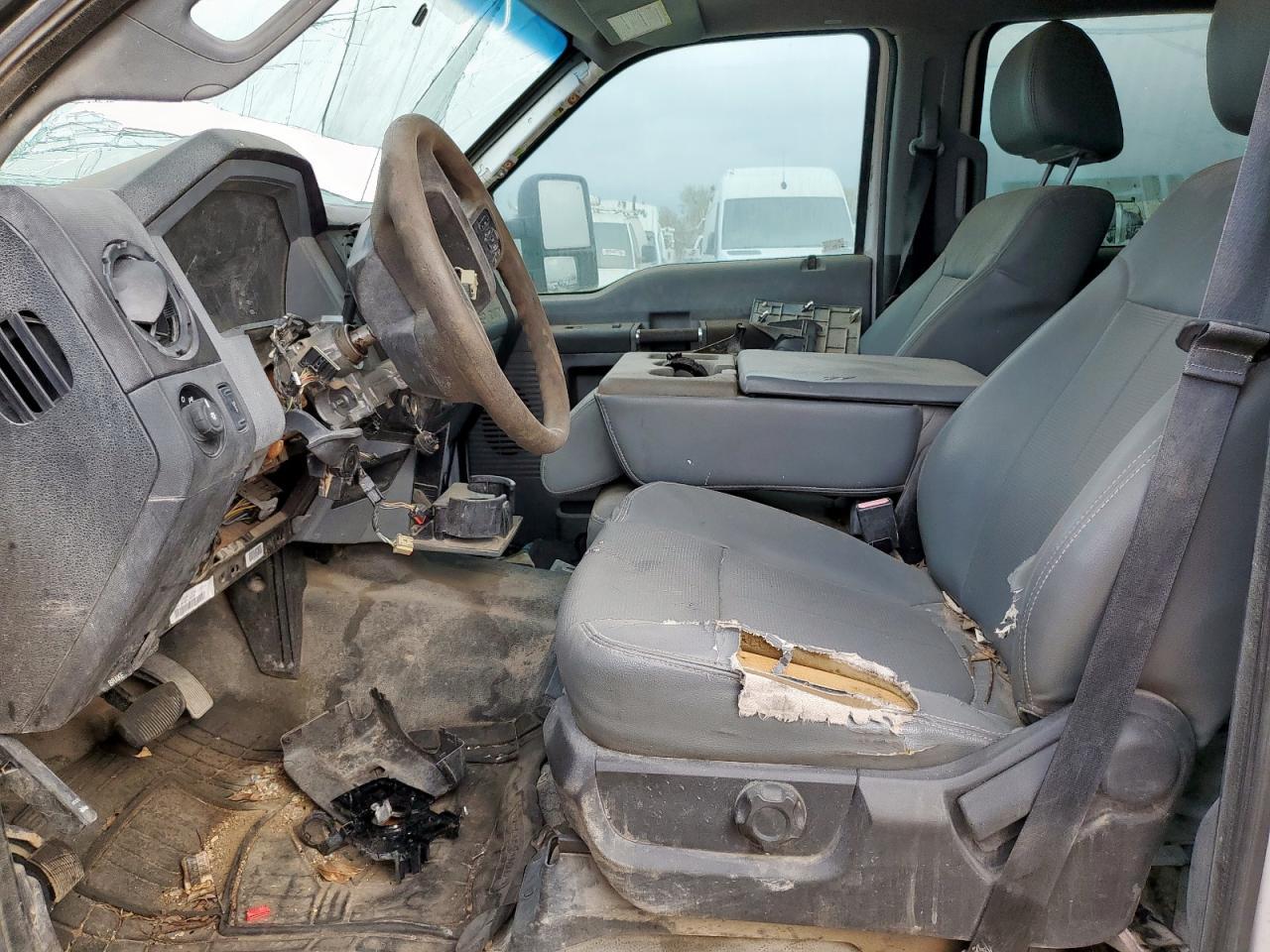 2016 Ford F250 Super Duty - Image 7