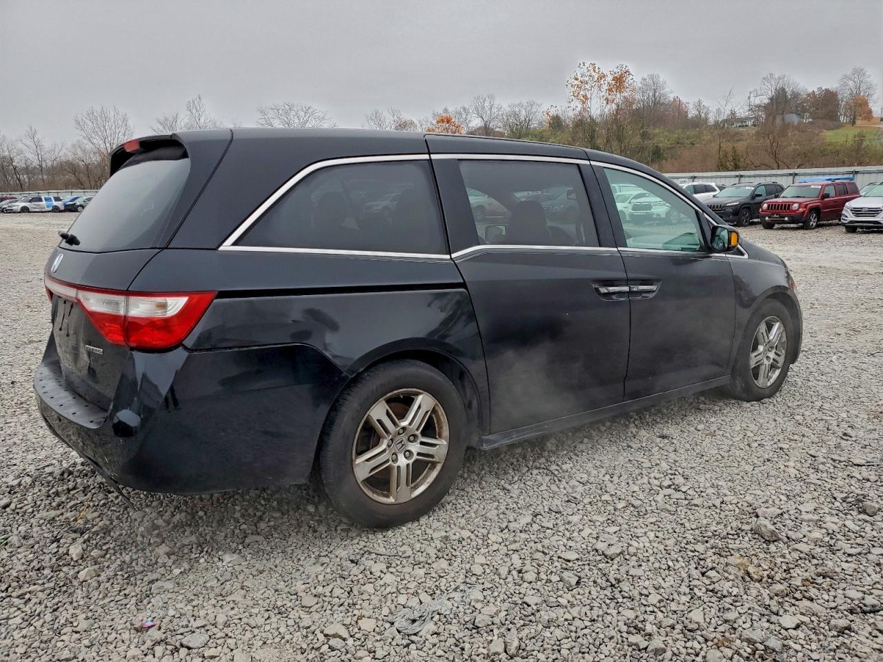 2011 Honda Odyssey Touring - Фото 3