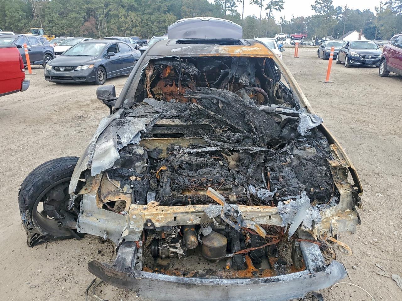 2012 Buick Lacrosse Touring - Image 5