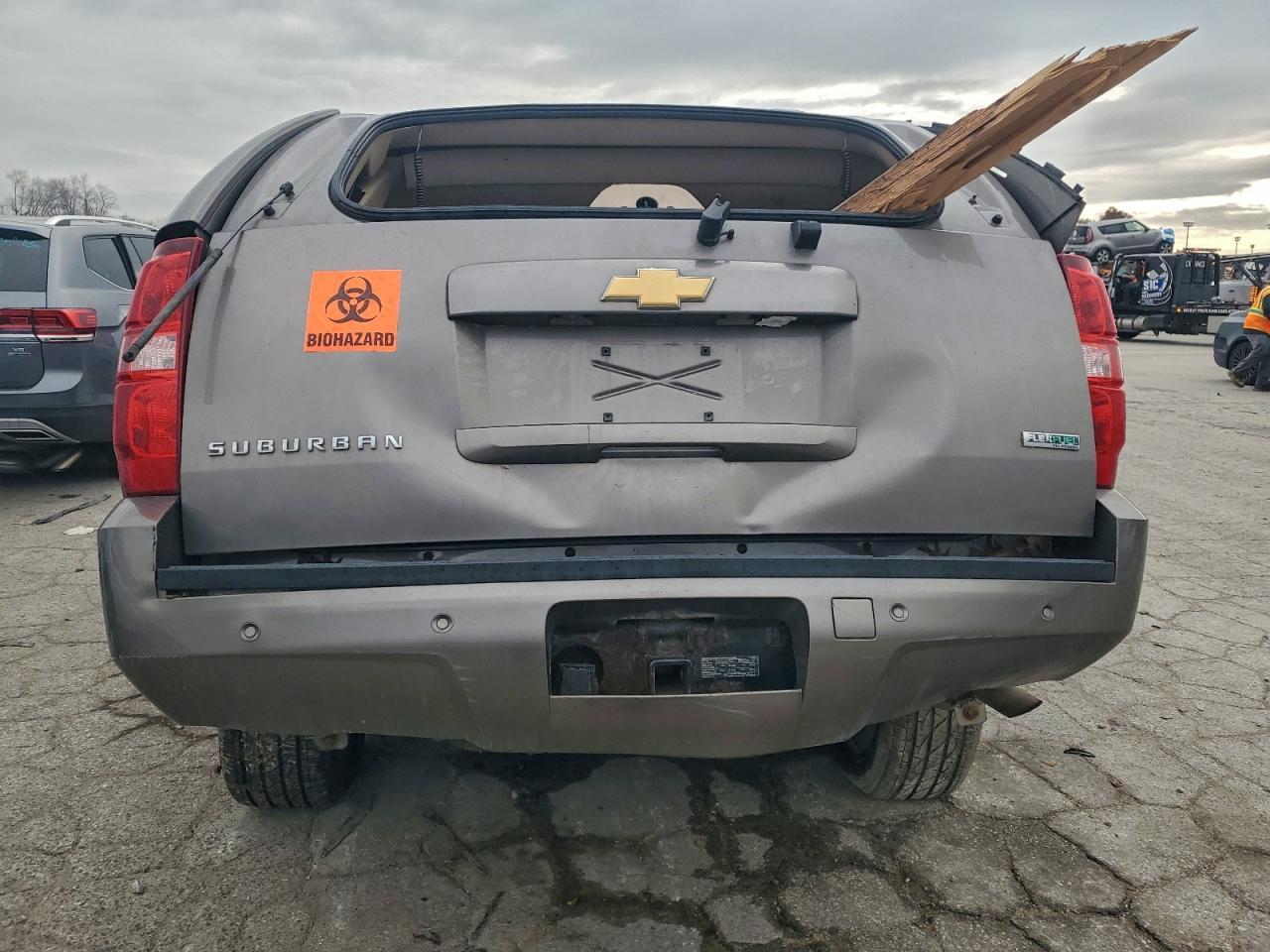 2012 Chevrolet Suburban K1500 Lt - Image 6