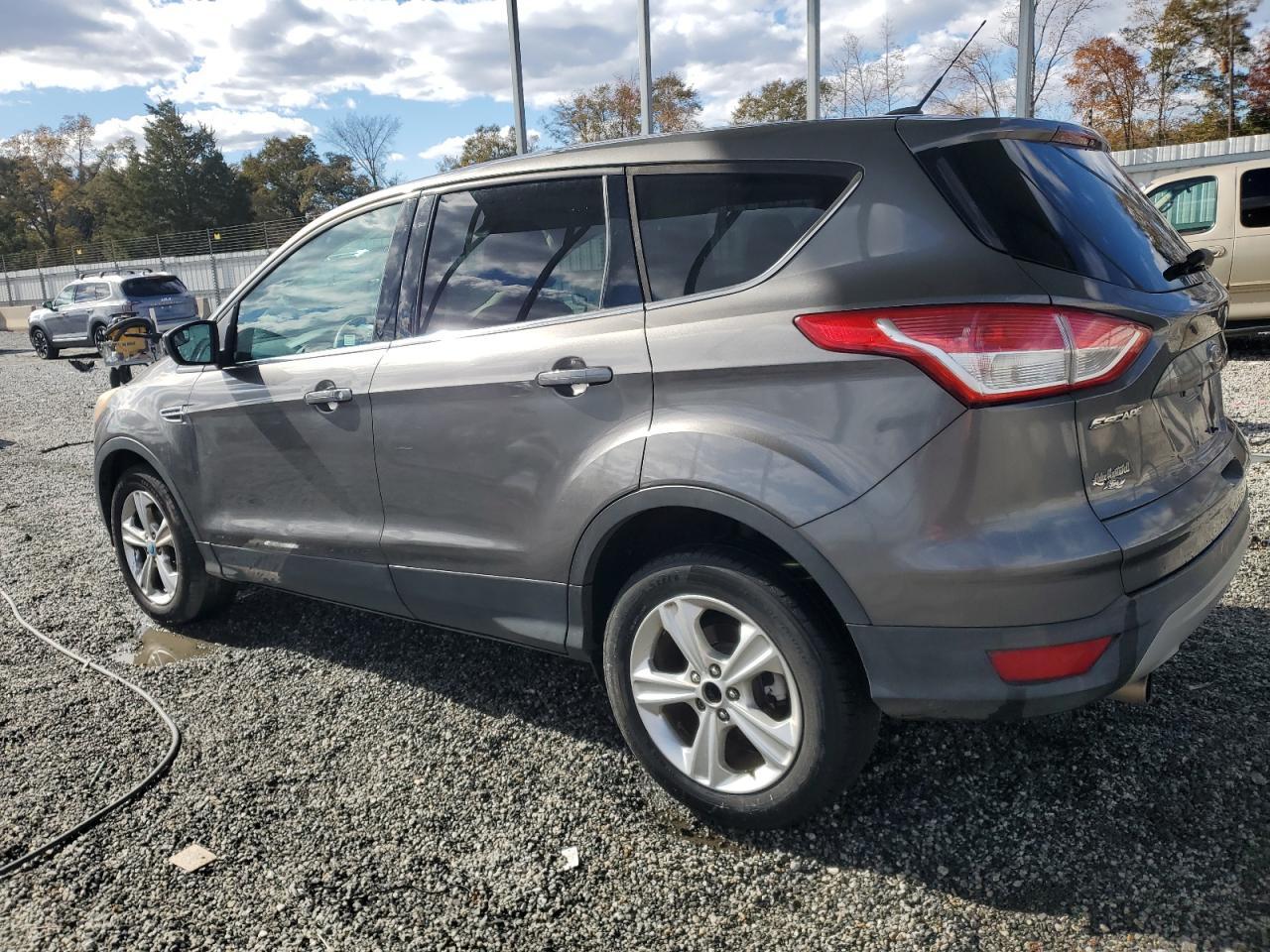 2013 Ford Escape Se - Фото 2