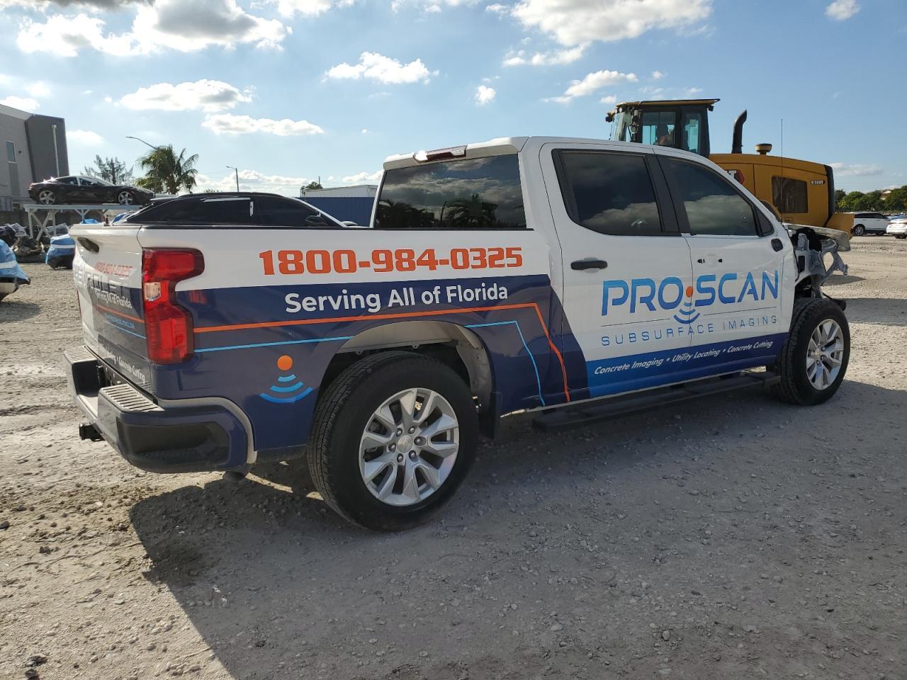 2024 Chevrolet Silverado C1500 Custom - Фото 3