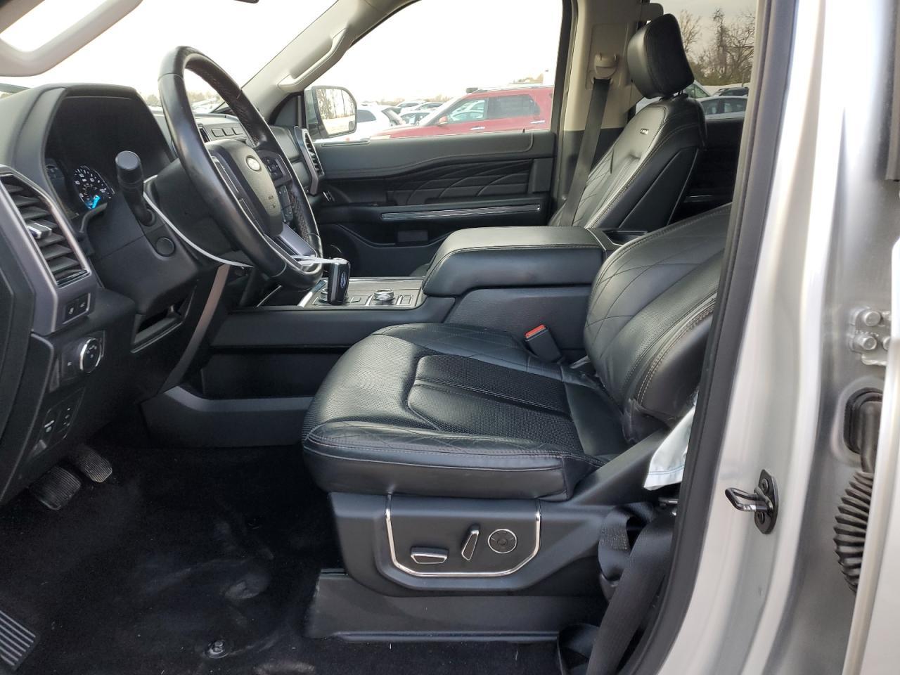 2019 Ford Expedition Platinum - Image 7