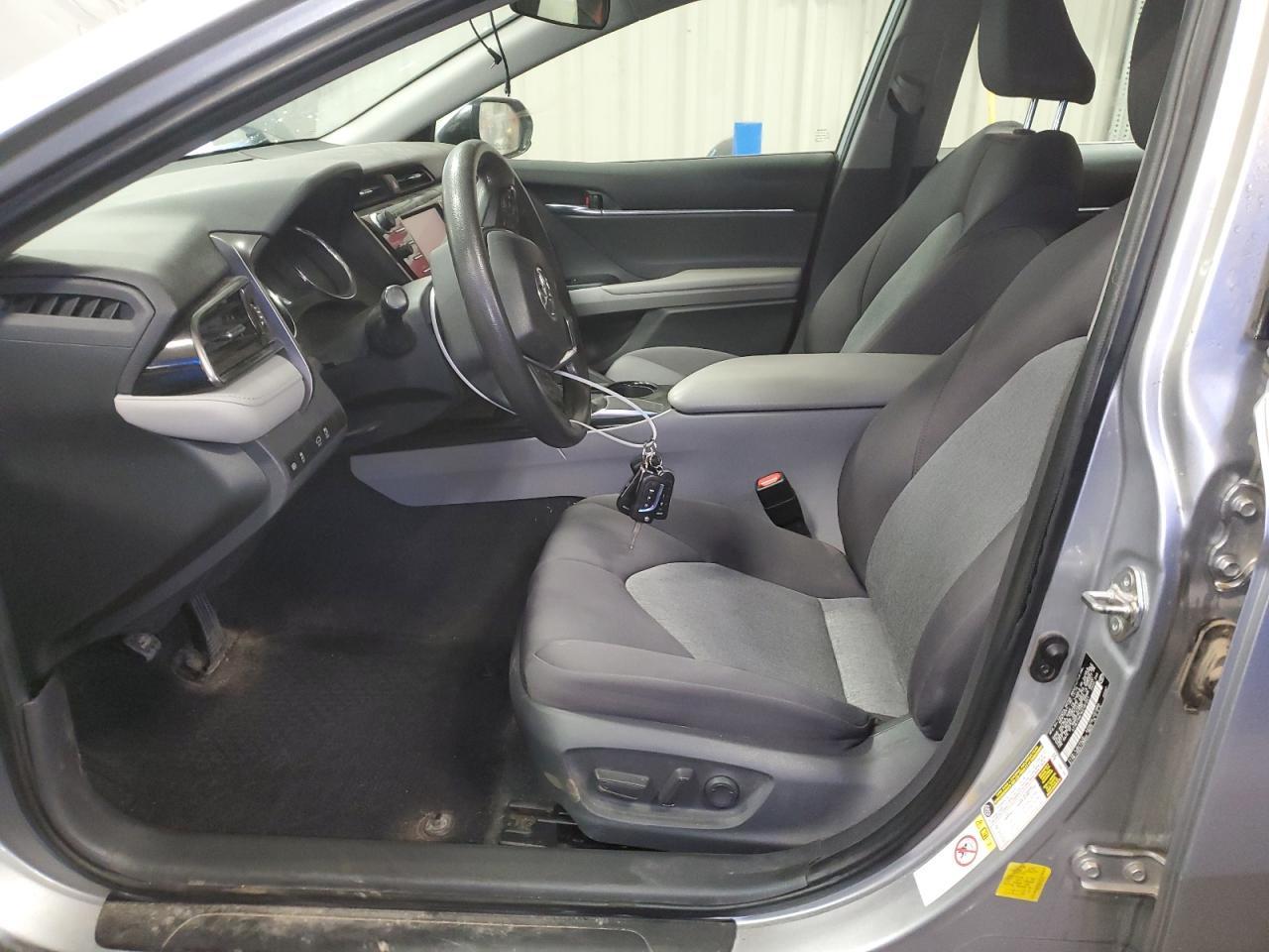 2019 Toyota Camry L - Image 7