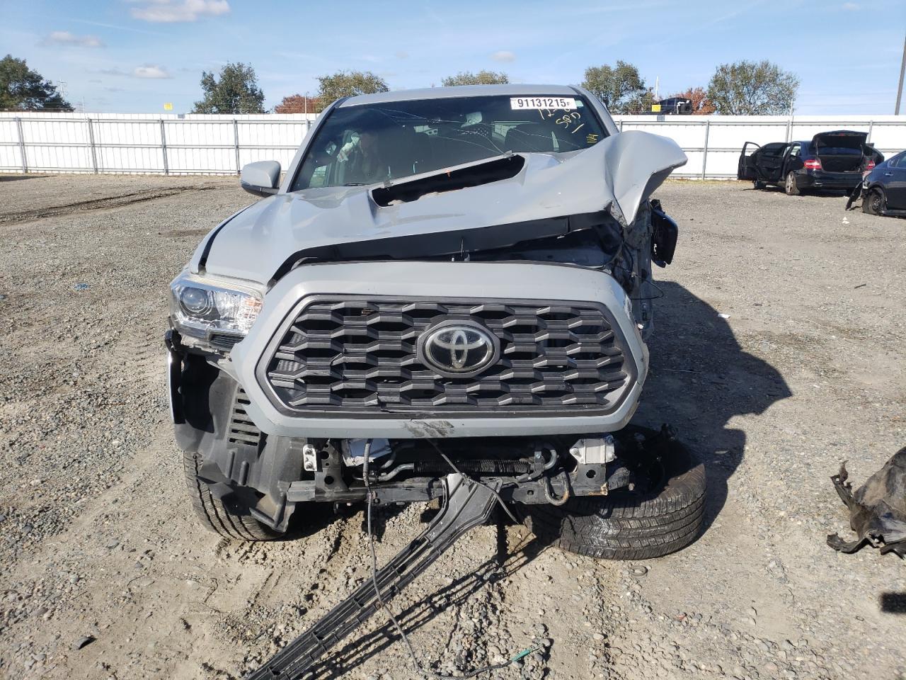 2021 Toyota Tacoma Double Cab - Image 5