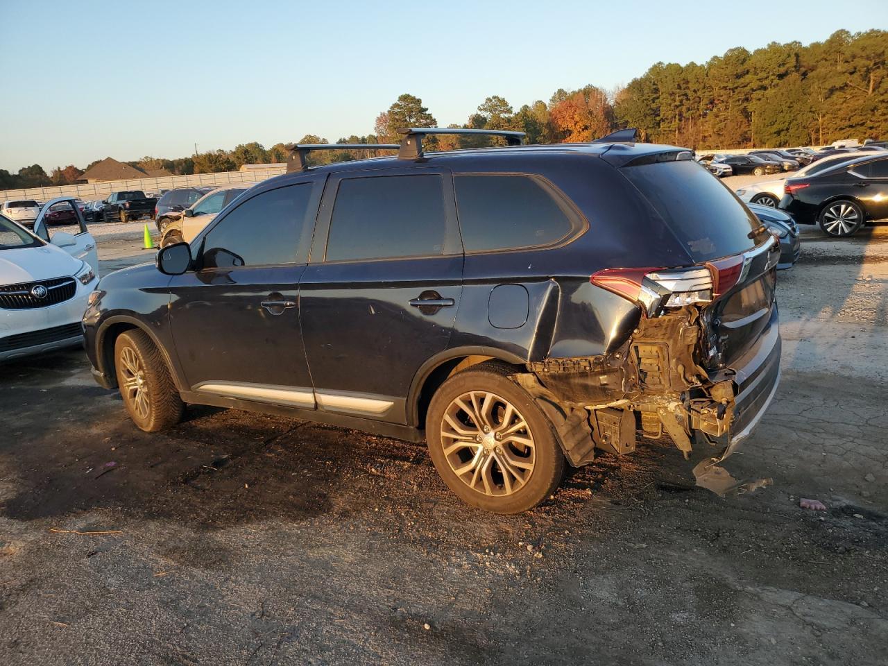 2018 Mitsubishi Outlander Es - Фото 2