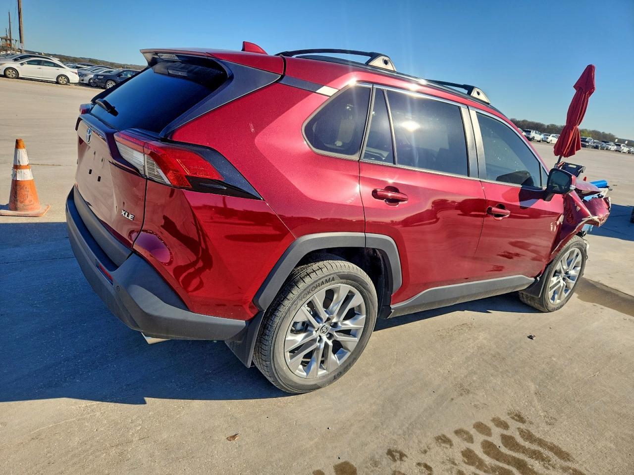 2023 Toyota Rav4 Xle Premium - Image 3