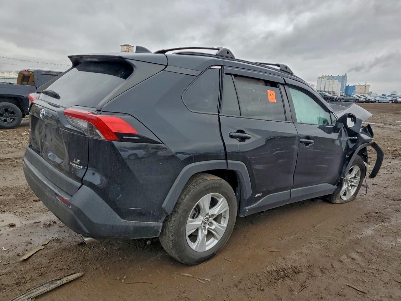 2020 Toyota Rav4 Le - Image 3