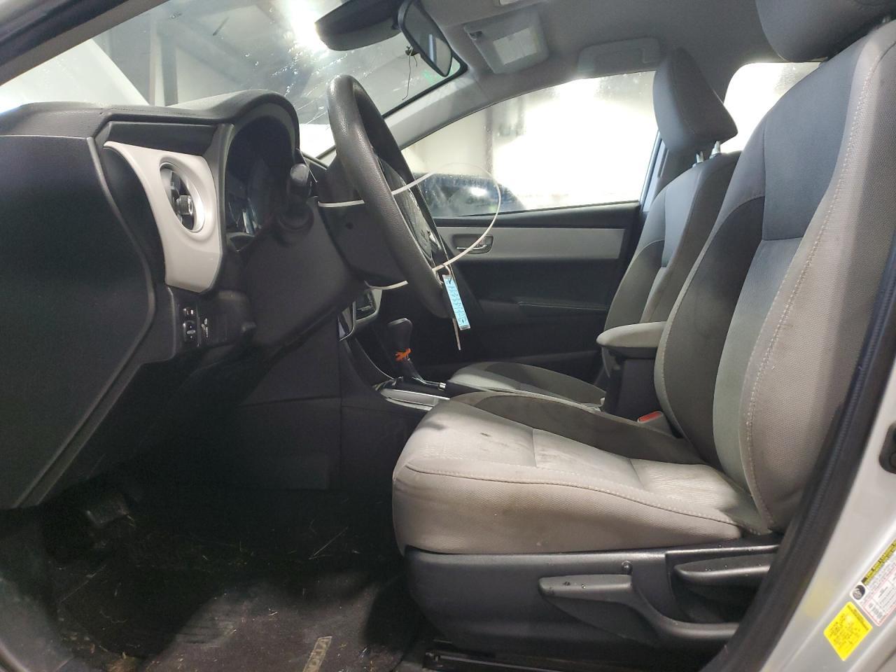 2017 Toyota Corolla L - Фото 7