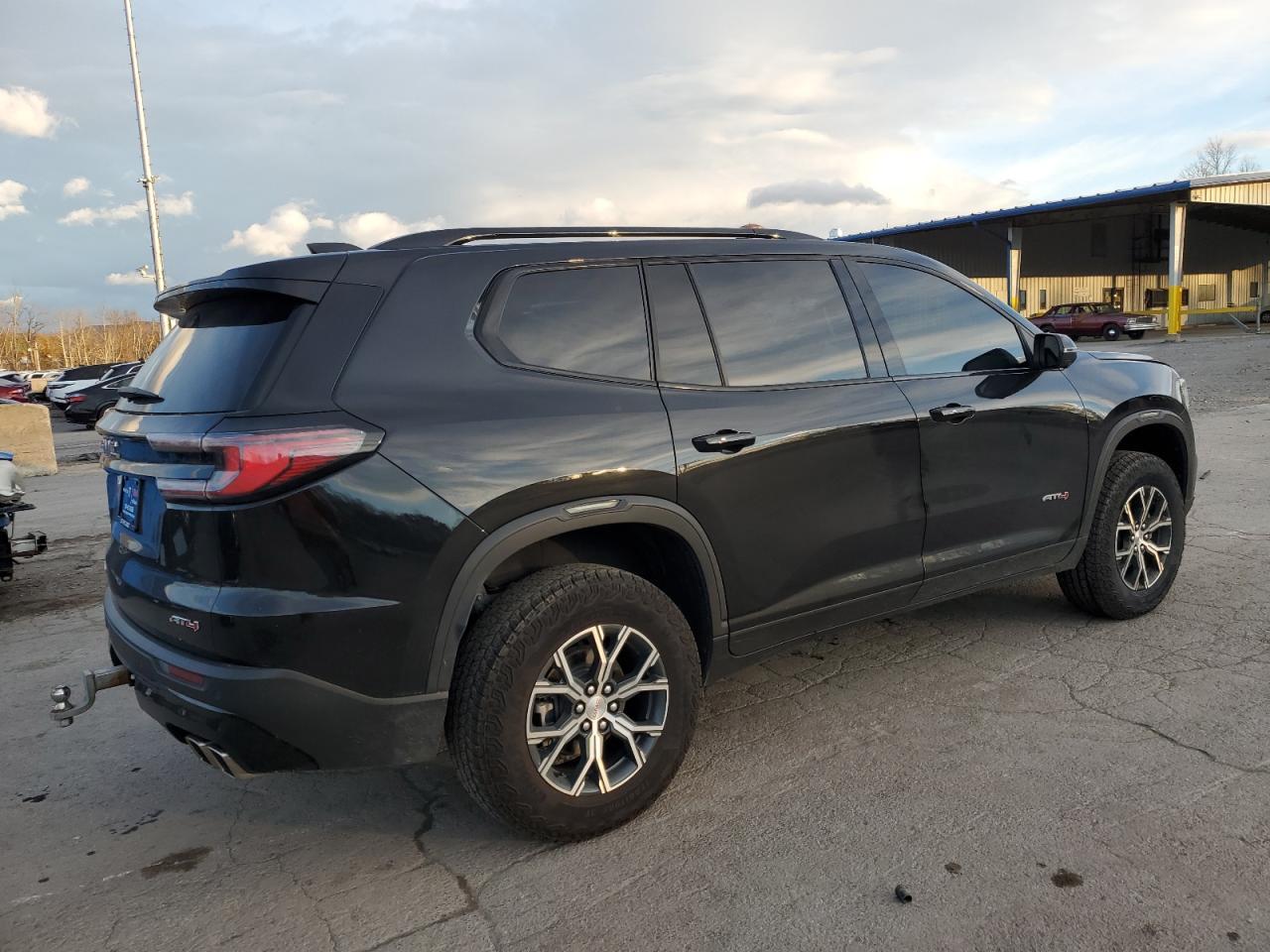 2024 GMC Acadia At4 - Image 3