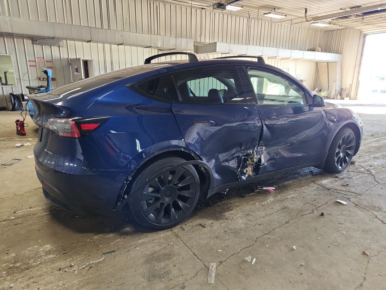 2021 Tesla Model Y - Фото 3