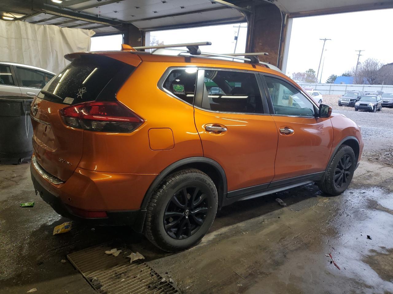 2019 Nissan Rogue S - Фото 3