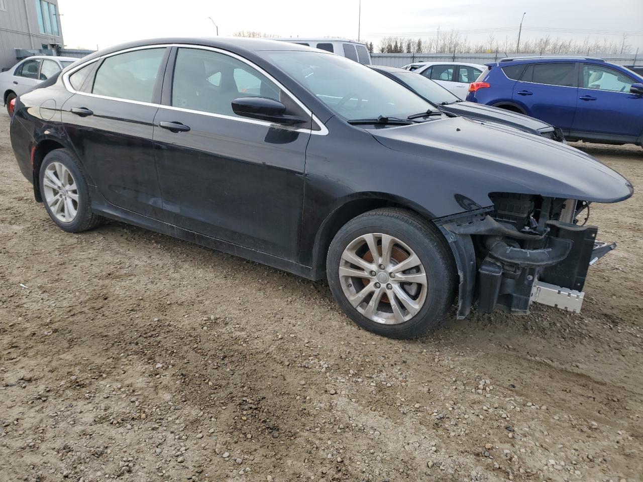 2016 Chrysler 200 Limited - Фото 4