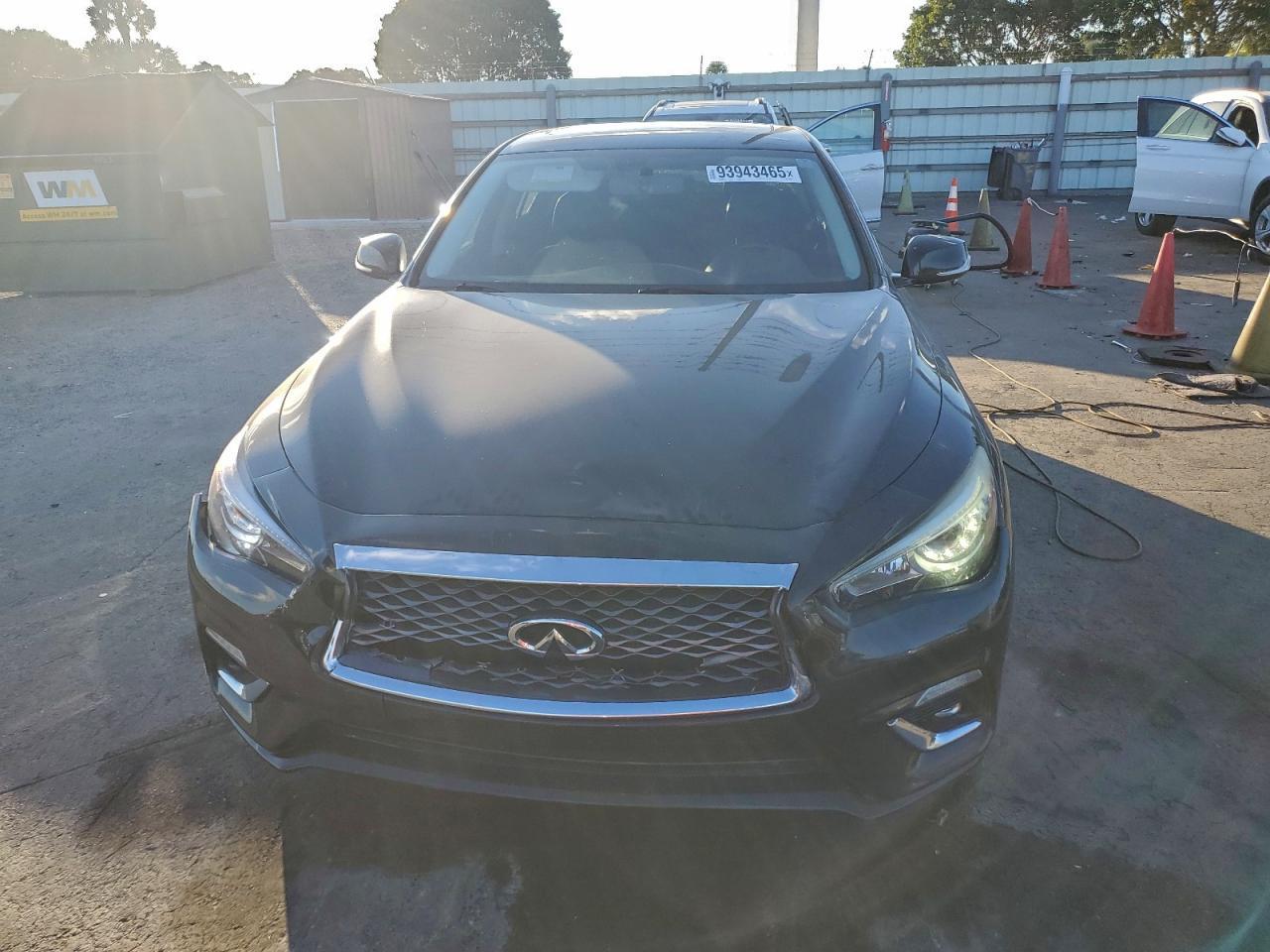 2018 Infiniti Q50 Luxe - Фото 5