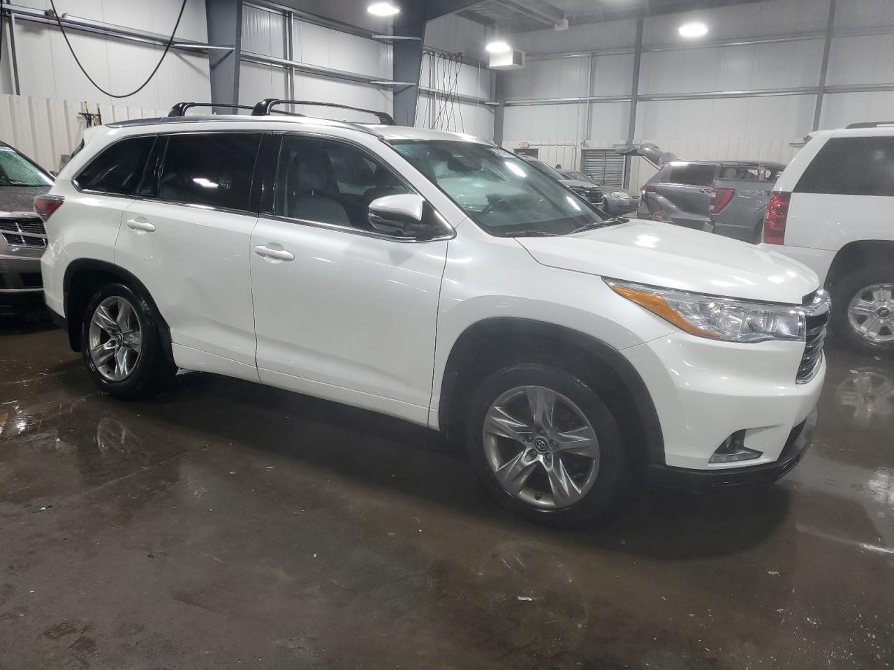 2016 Toyota Highlander Limited - Фото 4