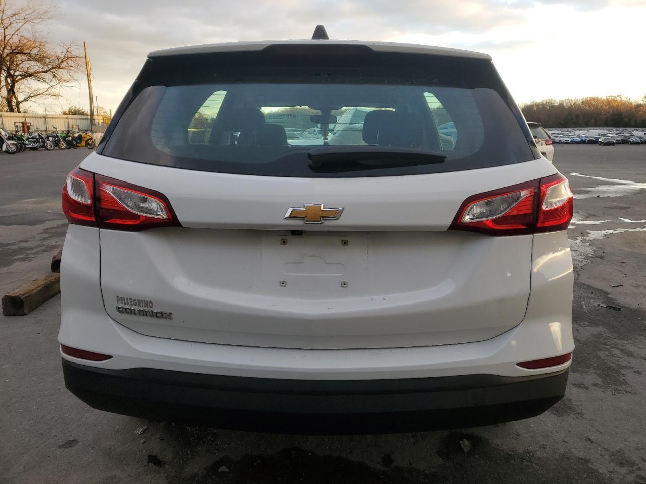 2019 Chevrolet Equinox Ls - Image 6