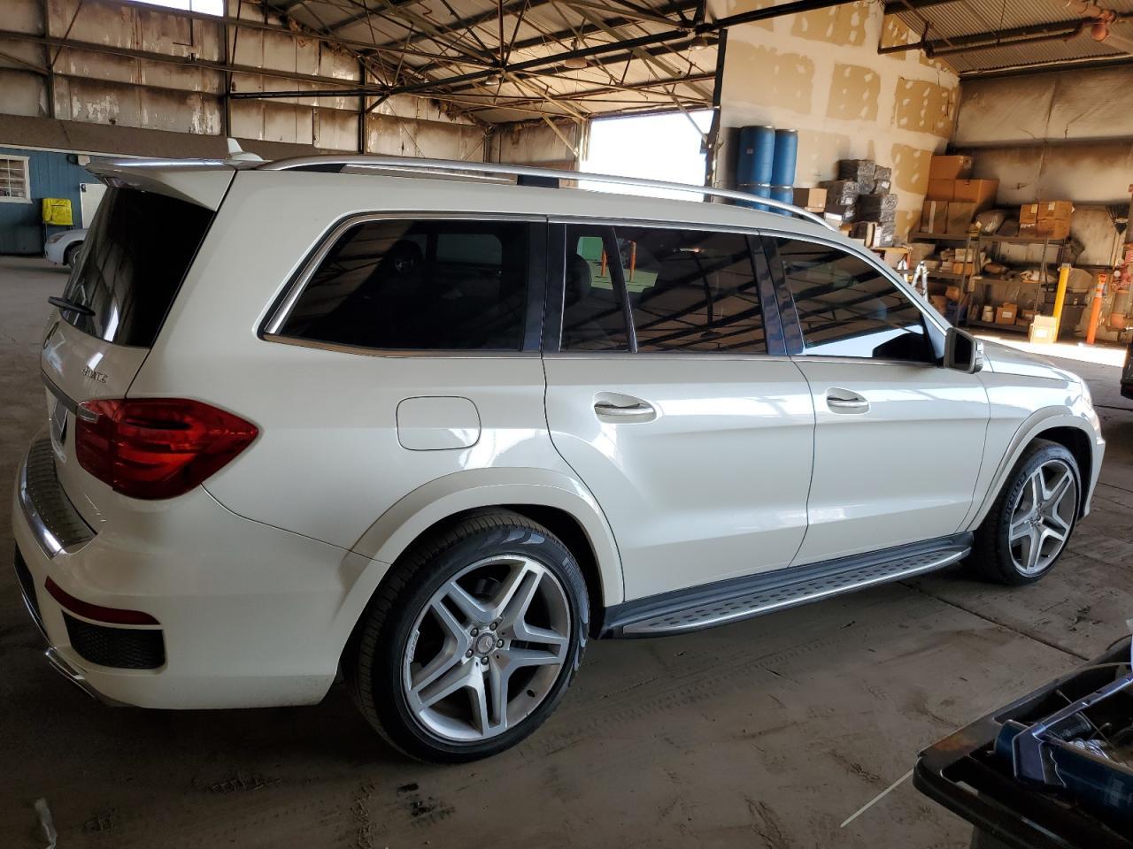 2015 Mercedes-Benz Gl 550 4Matic - Фото 3