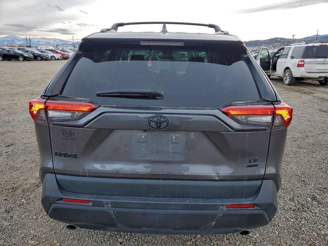 2021 Toyota Rav4 Le - Фото 6