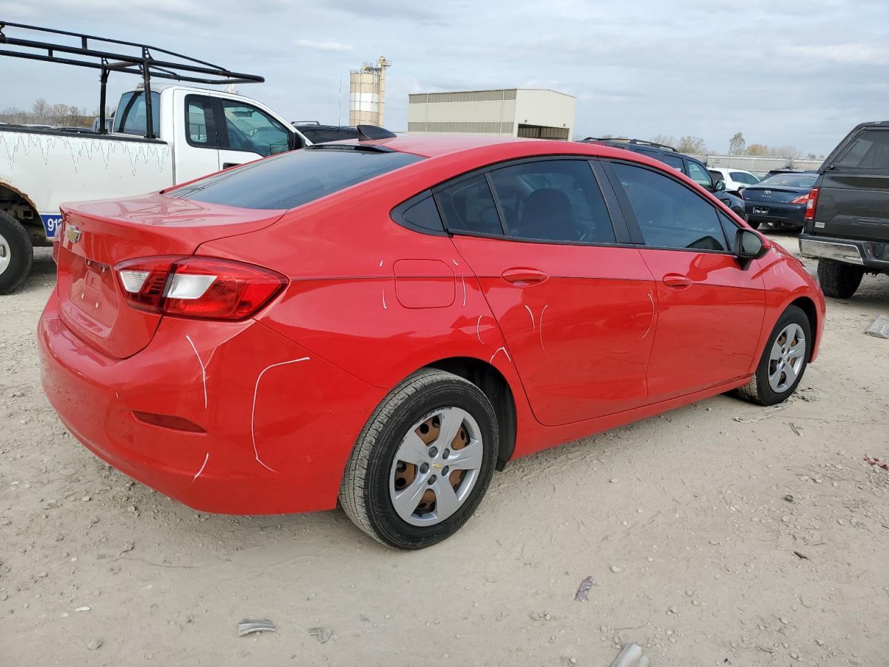 2018 Chevrolet Cruze Ls - Фото 3