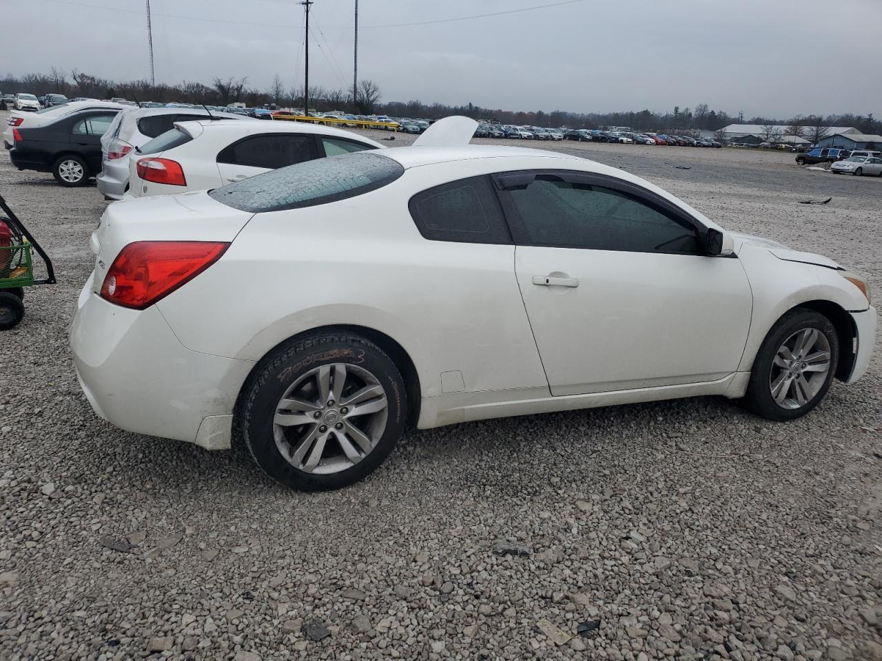 2012 Nissan Altima S - Image 3