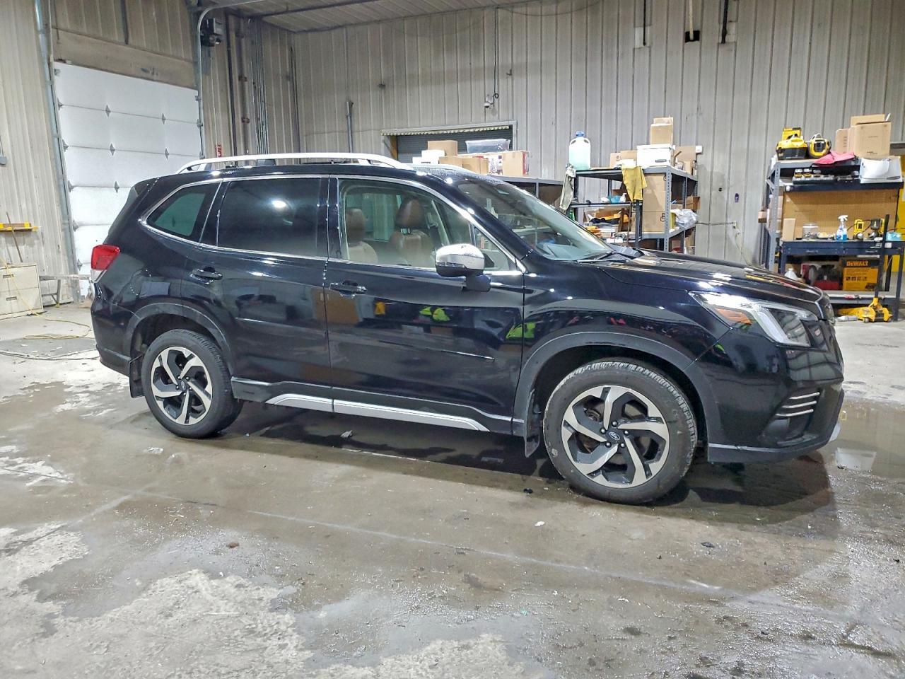 2023 Subaru Forester Touring - Фото 4