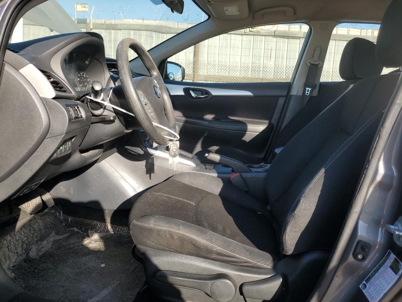 2016 Nissan Sentra S - Фото 7