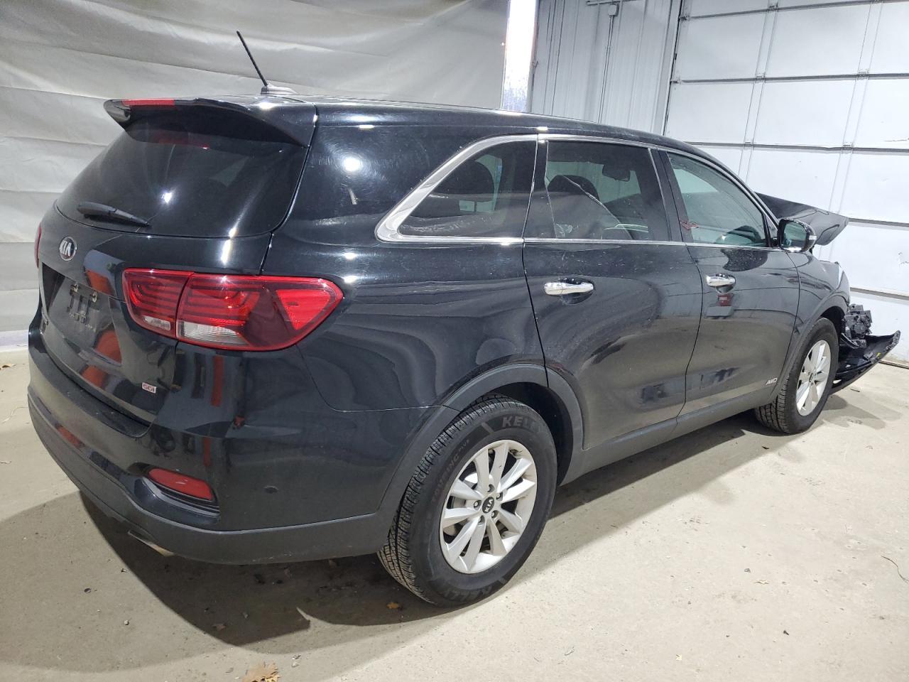 2020 Kia Sorento L - Фото 3
