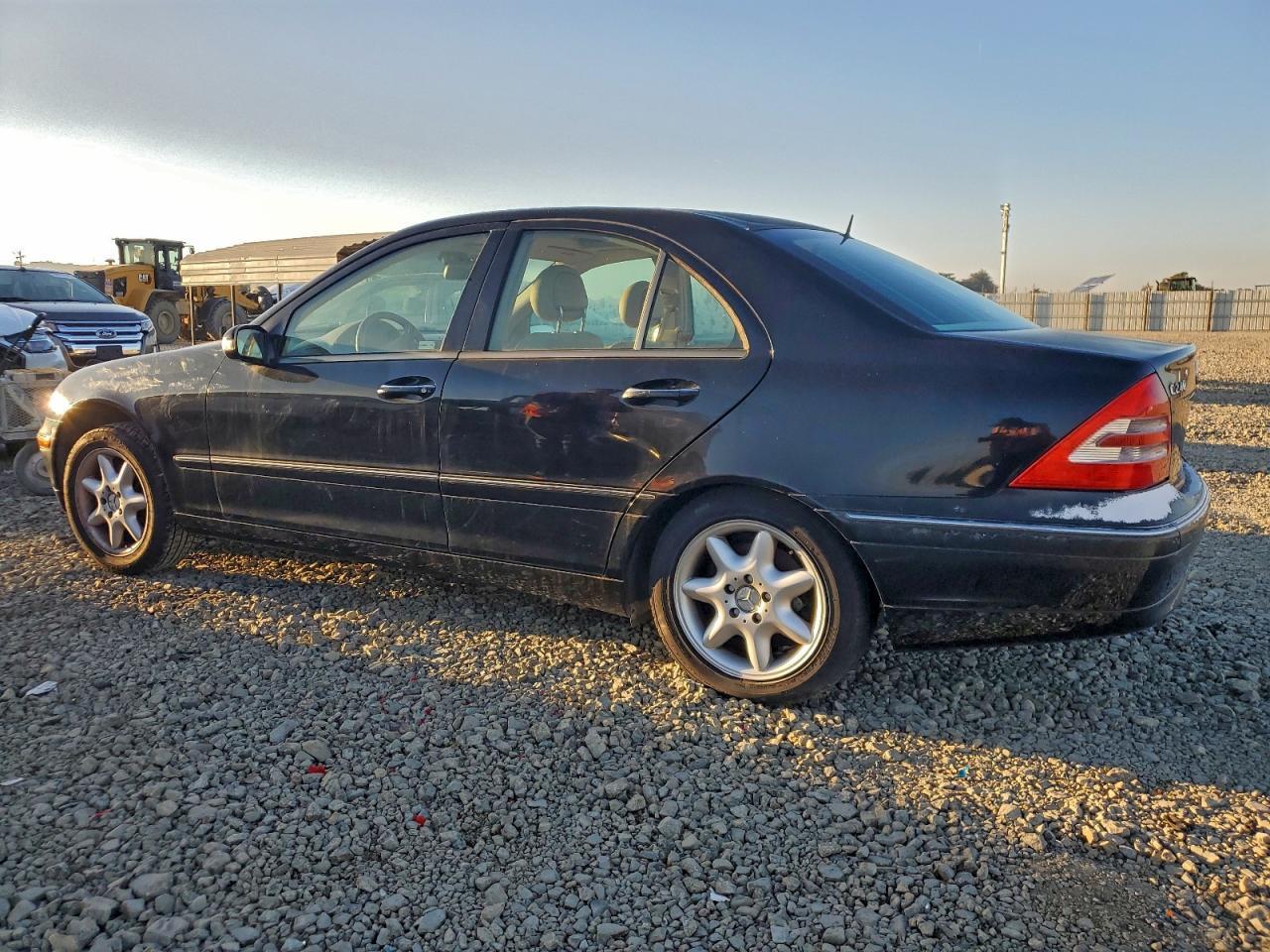 2002 Mercedes-Benz C 240 - Фото 2