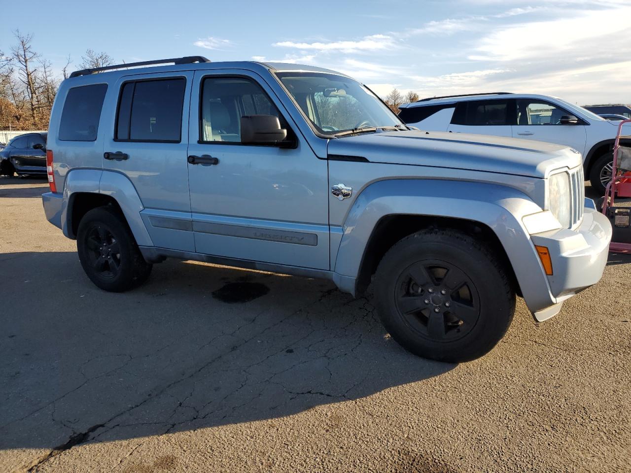 2012 Jeep Liberty - Фото 4