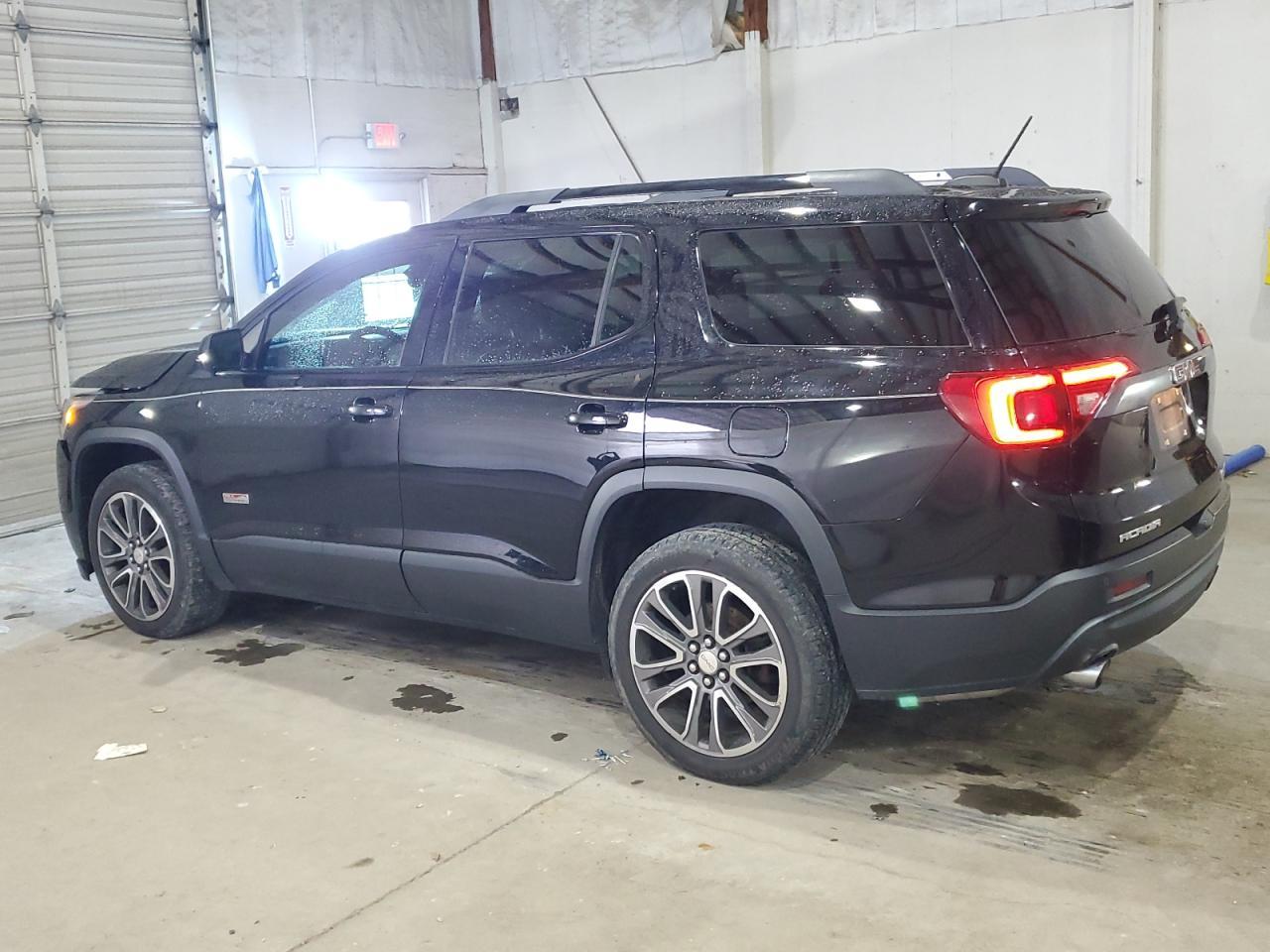 2017 GMC Acadia All Terrain - Фото 2