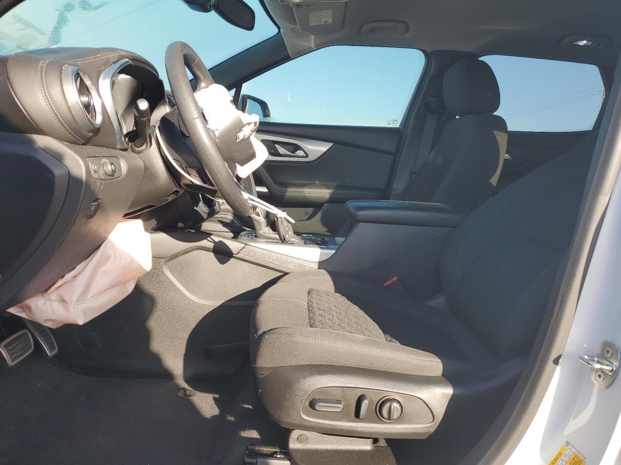 2022 Chevrolet Blazer 2Lt - Фото 7