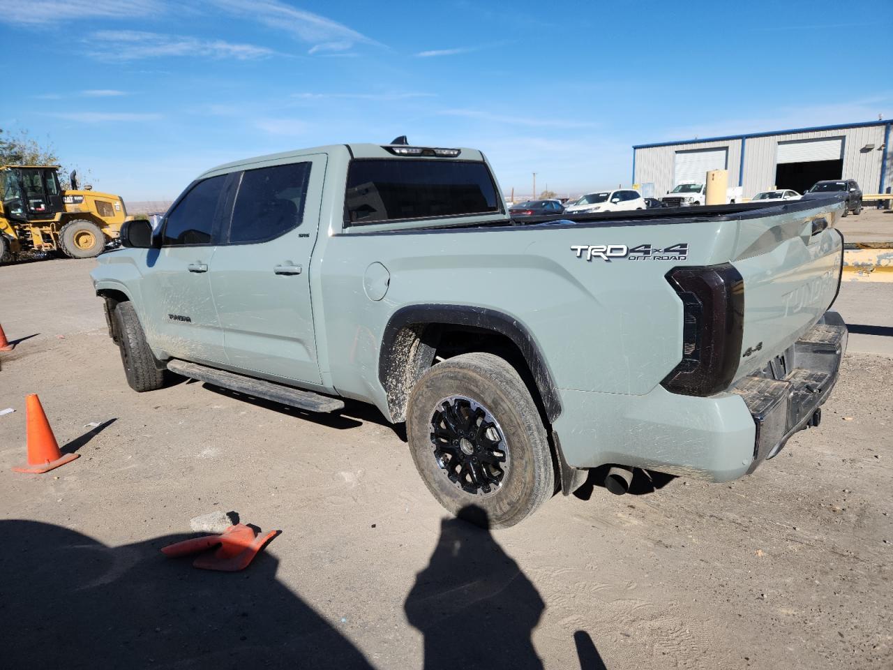 2024 Toyota Tundra Crewmax Sr5 - Image 2