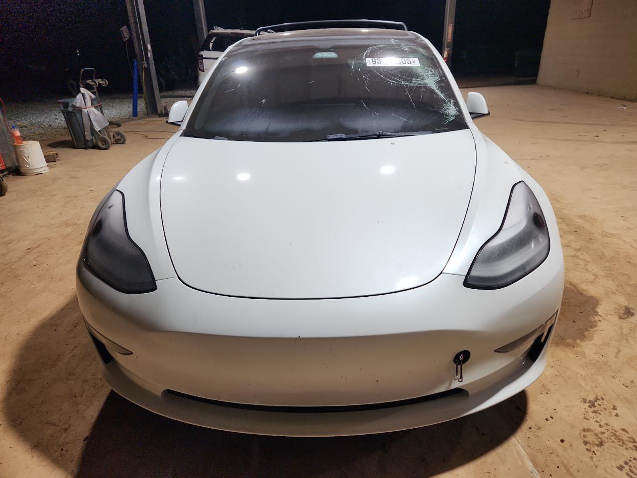 2023 Tesla Model 3 - Image 5