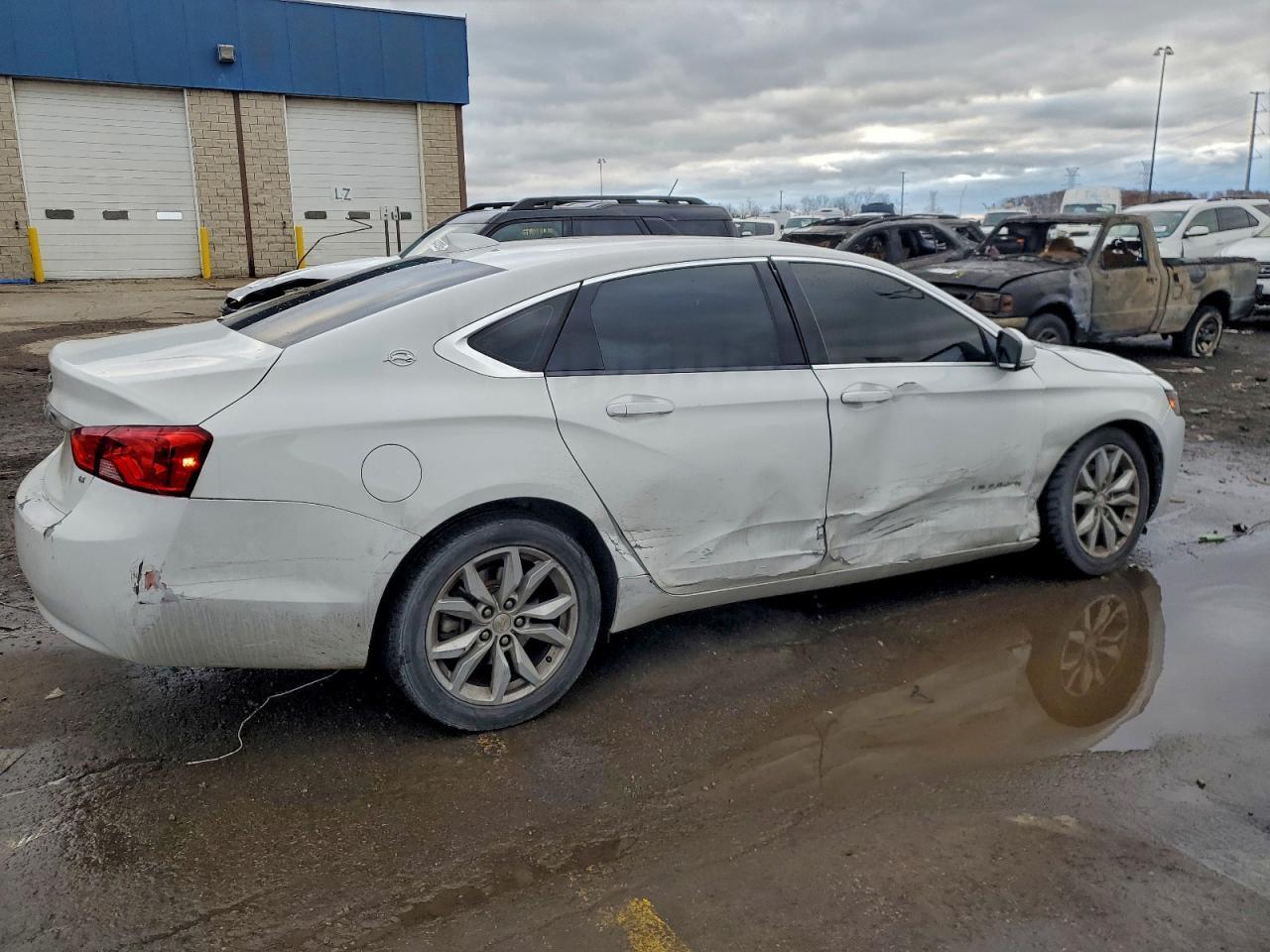 2016 Chevrolet Impala Lt - Фото 3