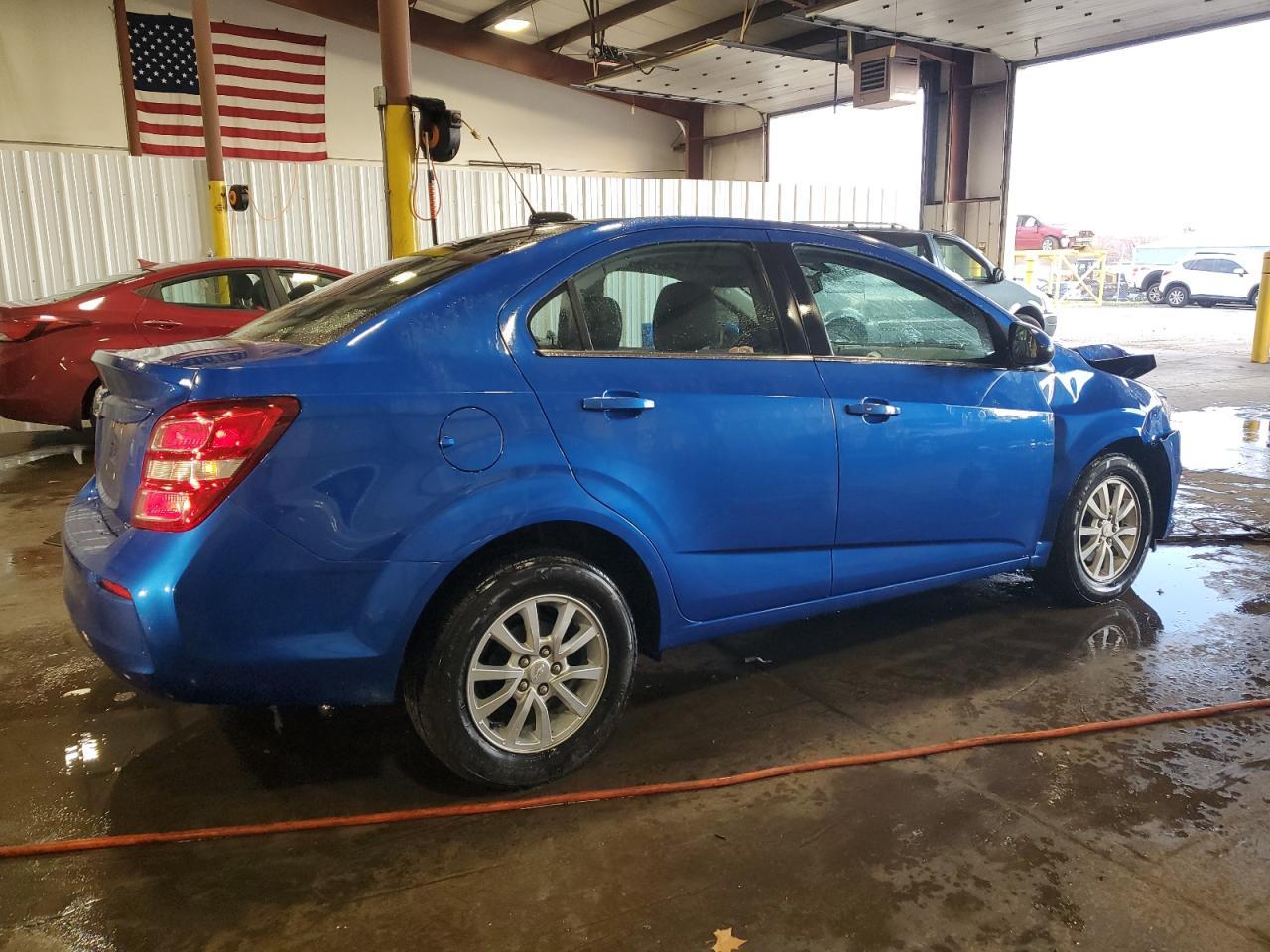 2019 Chevrolet Sonic Lt - Фото 3