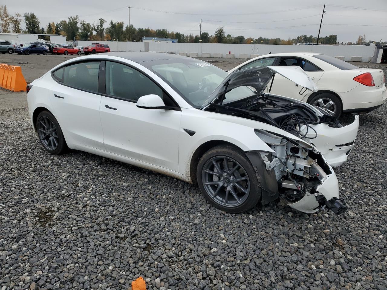 2021 Tesla Model 3 - Фото 4