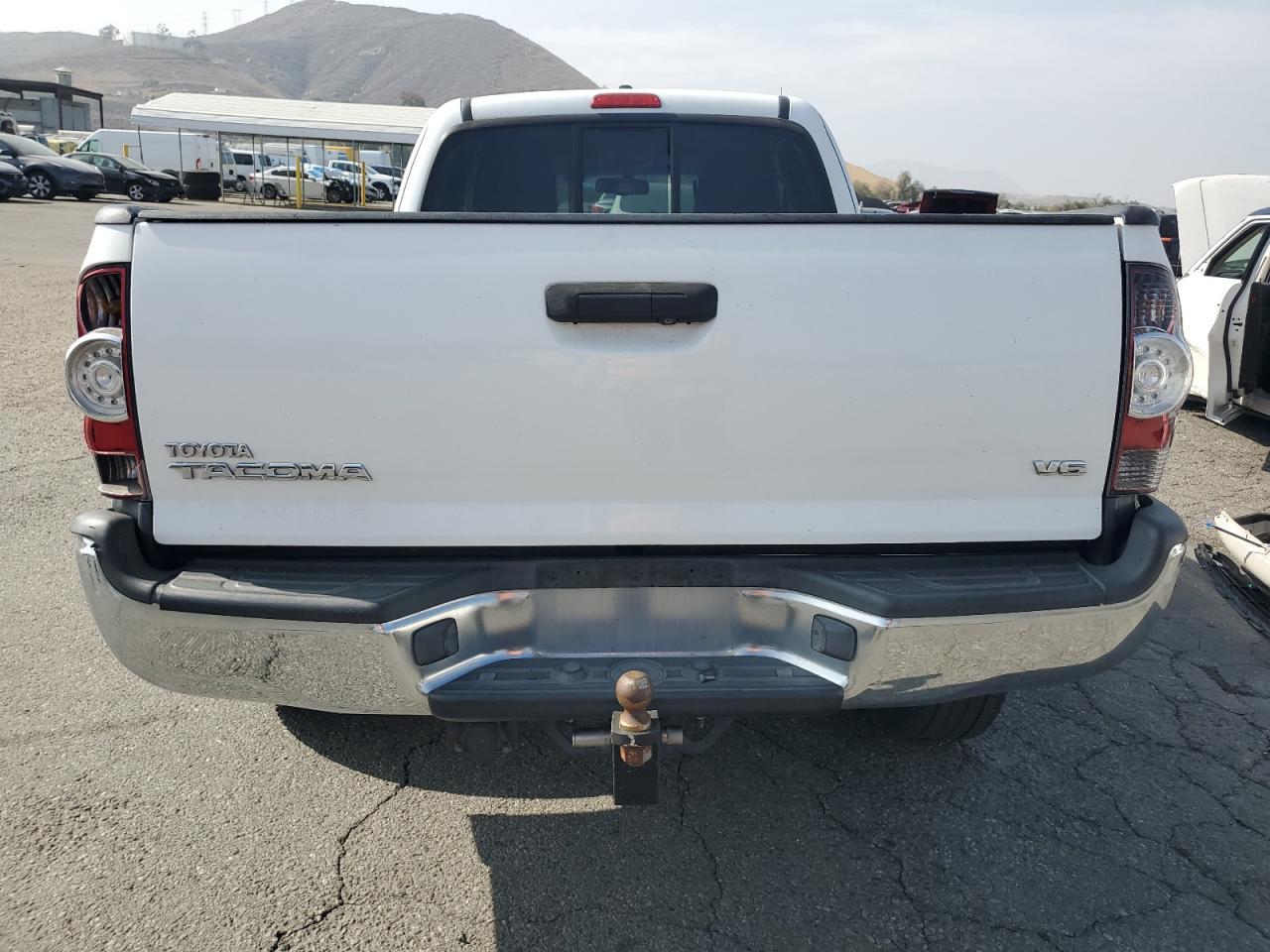 2011 Toyota Tacoma Access Cab - Image 6
