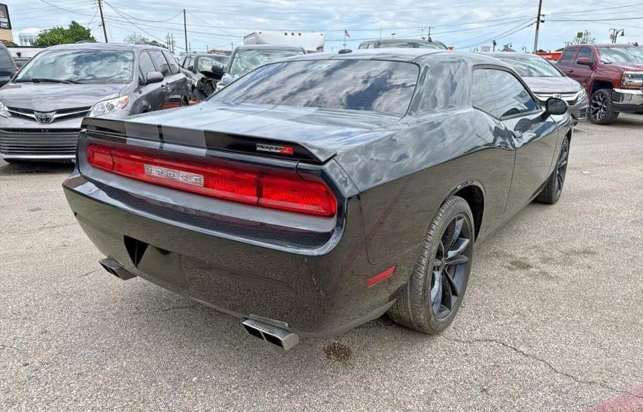 2012 Dodge Challenger Srt-8 - Image 4