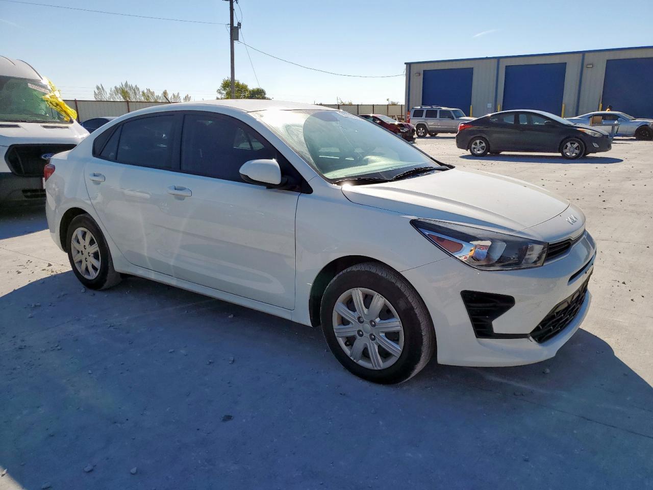 2023 Kia Rio Lx - Фото 4