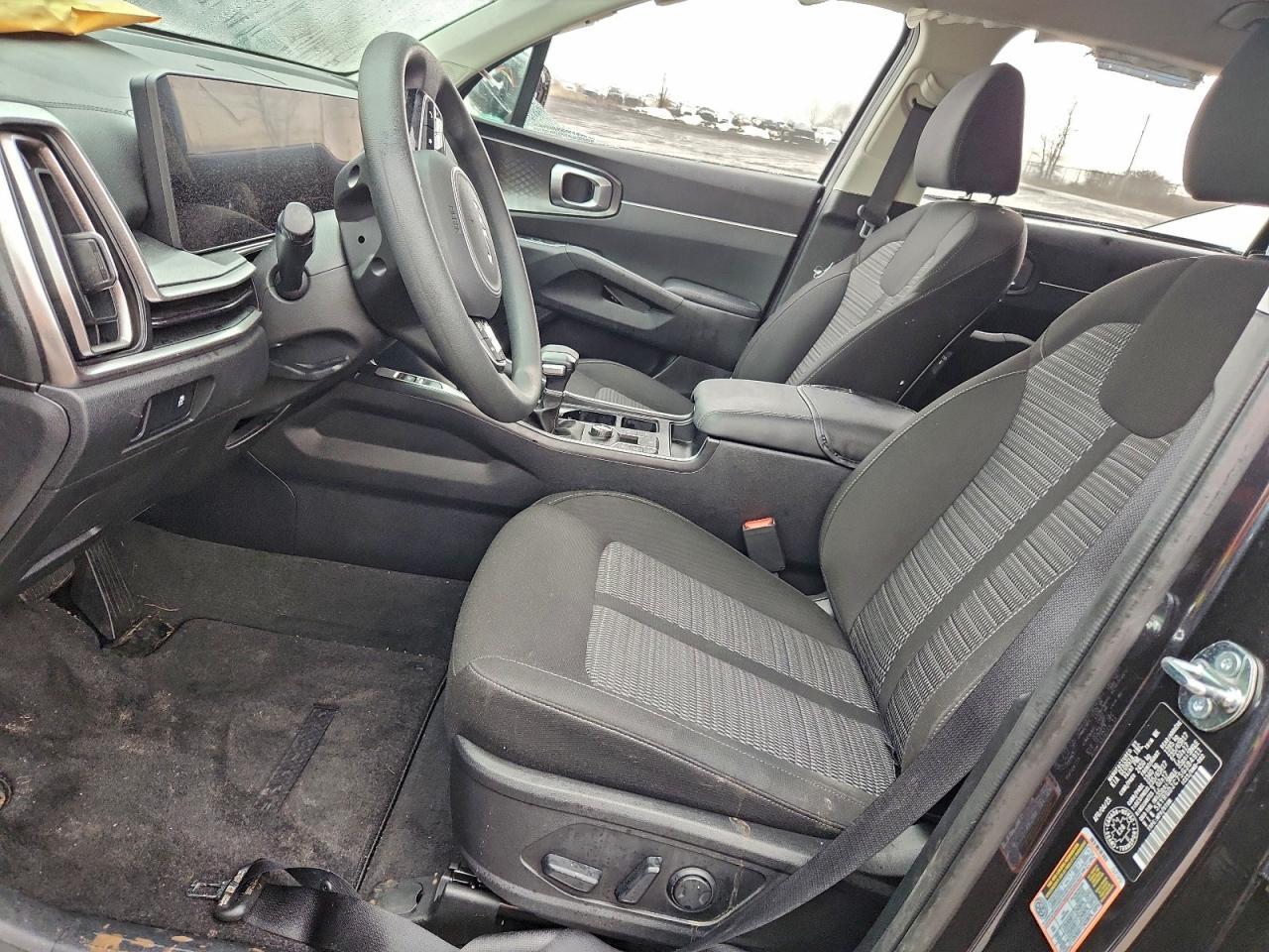2025 Kia Sorento Lx - Image 7
