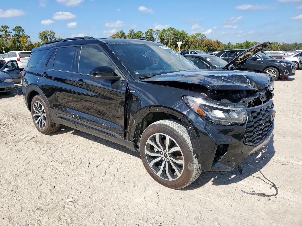 2025 Ford Explorer St-Line - Фото 4