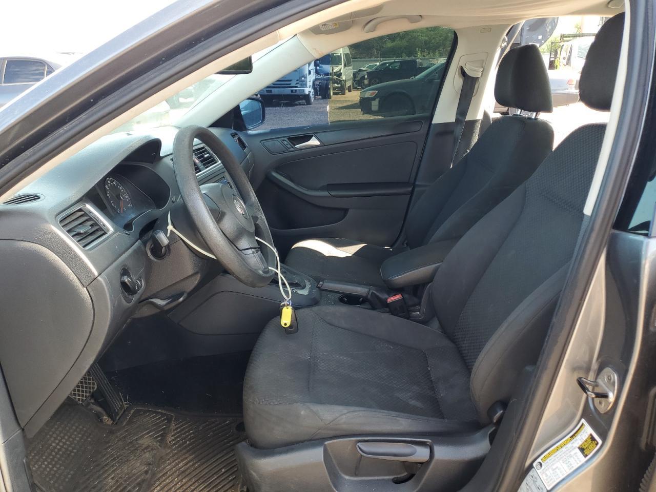 2014 Volkswagen Jetta - Image 7