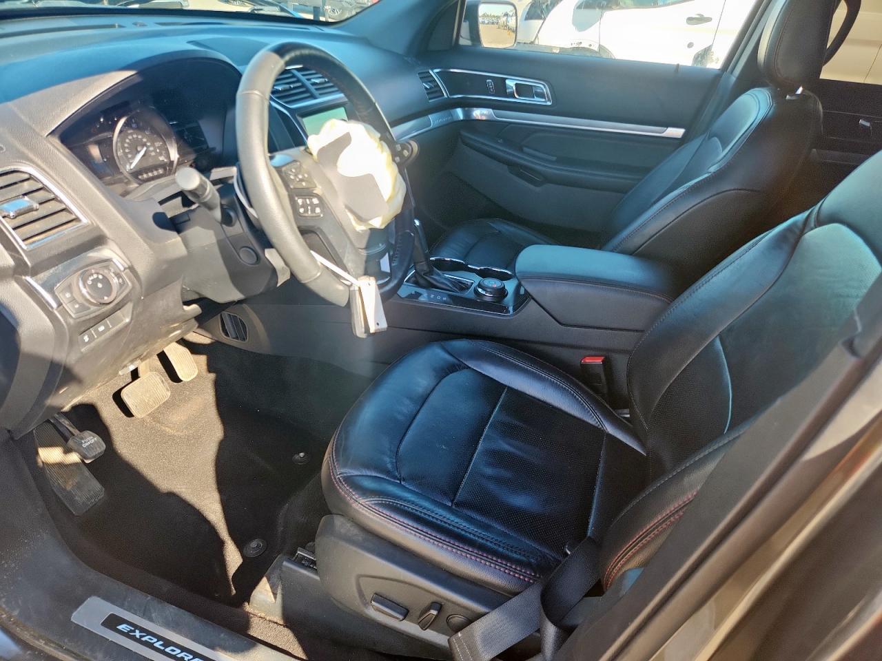 2019 Ford Explorer Sport - Image 7